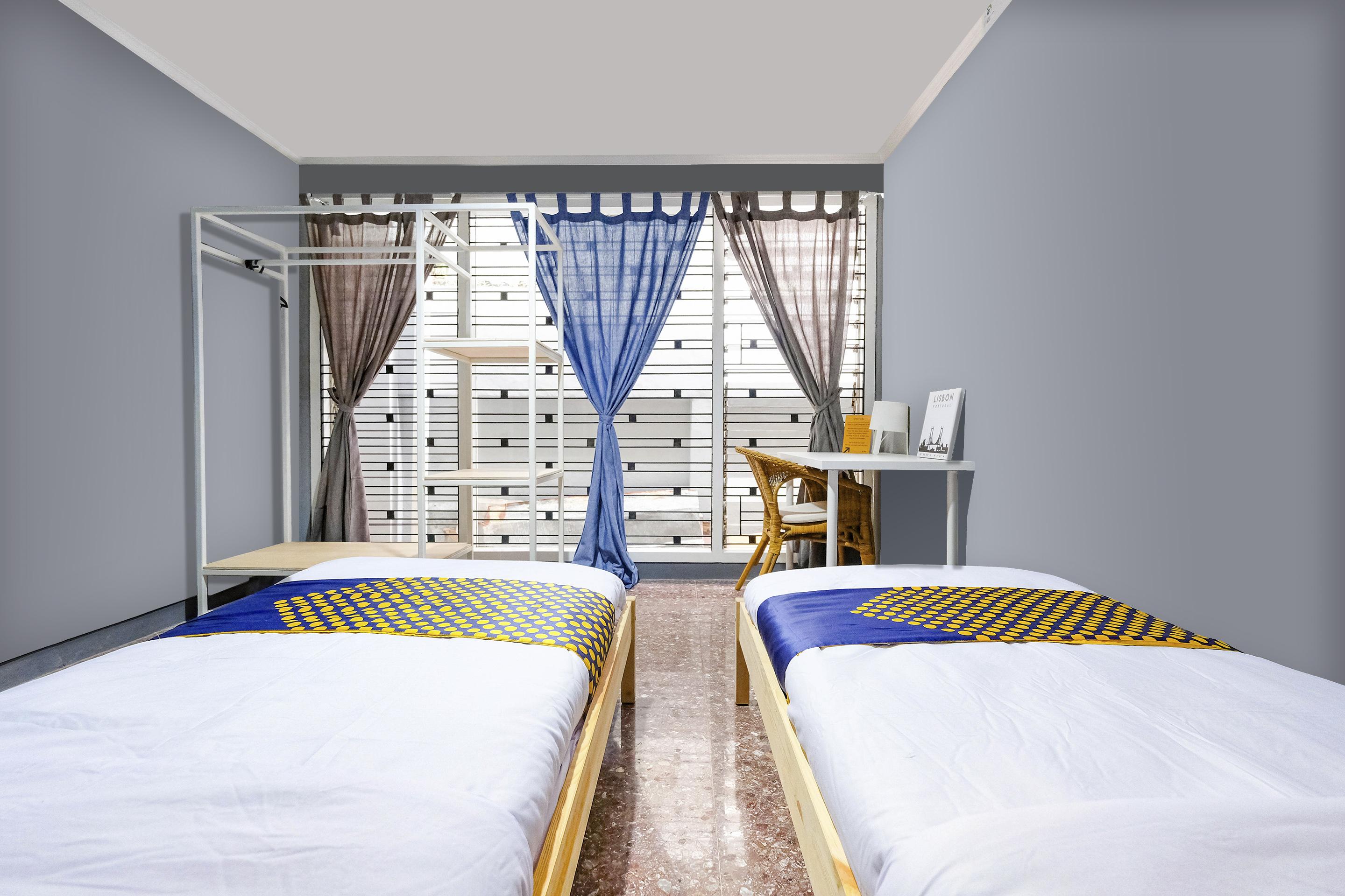 Spot On 2281 Omajo Hotel Semarang Exterior photo